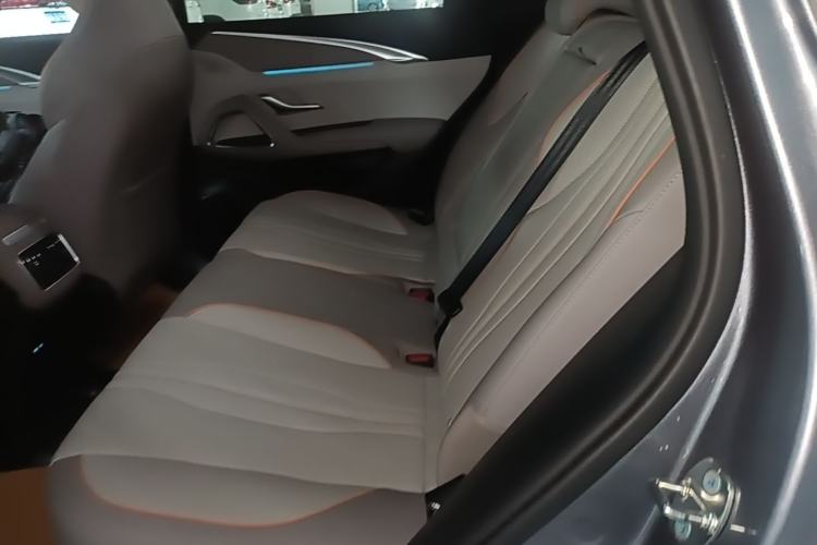 Used BYD Song Pro New Energy 2024 HONOR Edition DM-i 110KM Excellence Model Left Rear Seat