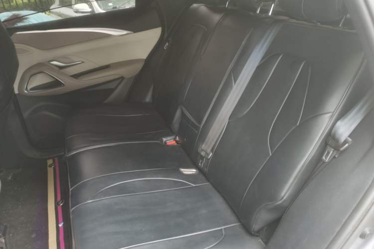 Used BYD Song Pro New Energy 2024 HONOR Edition DM-i 71KM Navigation Model Left Rear Seat