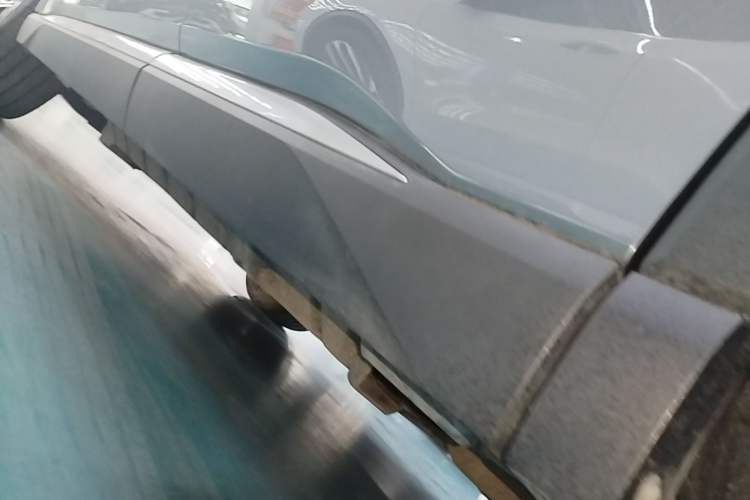Used BYD Song Pro New Energy 2024 HONOR Edition DM-i 110KM Excellence Model Left Side Sill