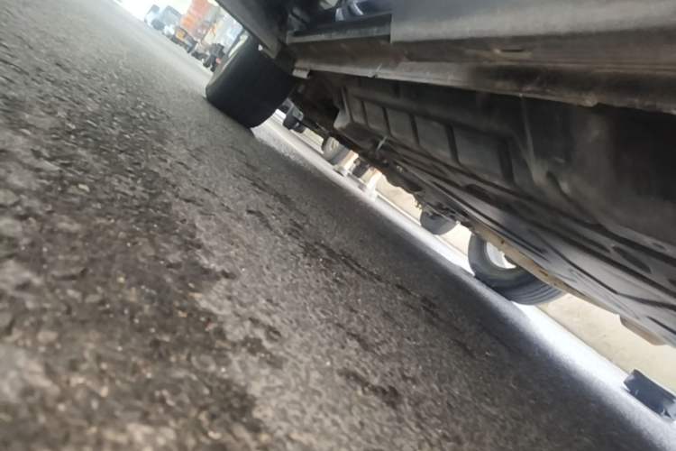 Used BYD Song Pro New Energy 2024 HONOR Edition DM-i 110KM Beyond Model Left Side Sill