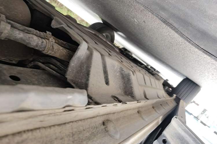 Used BYD Song Pro New Energy 2024 HONOR Edition DM-i 71KM Navigation Model Left Side Sill