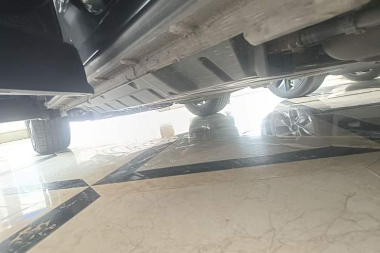 Used BYD Song Pro New Energy 2024 HONOR Edition DM-i 110KM Beyond Model Left Side Sill