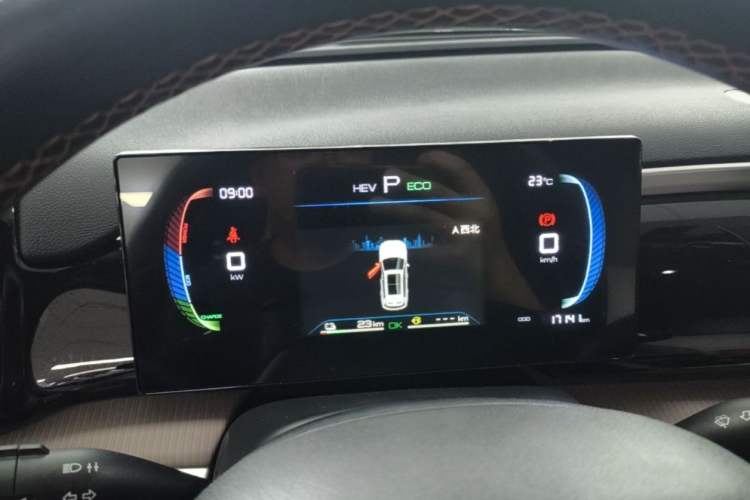 Used BYD Song Pro New Energy 2024 HONOR Edition DM-i 71KM Navigation Model Odometer Close Up