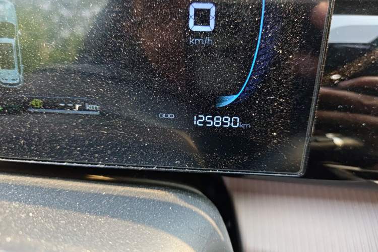 Used BYD Song Pro New Energy 2024 HONOR Edition DM-i 71KM Leading Model Odometer Close Up
