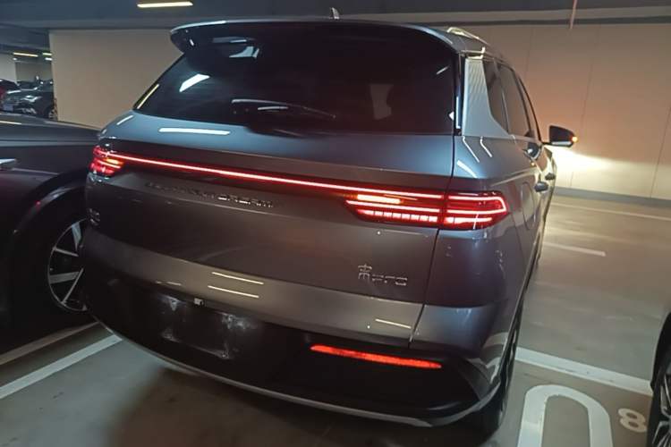 Used BYD Song Pro New Energy 2024 HONOR Edition DM-i 71KM Navigation Model Rear Right 45 Deg