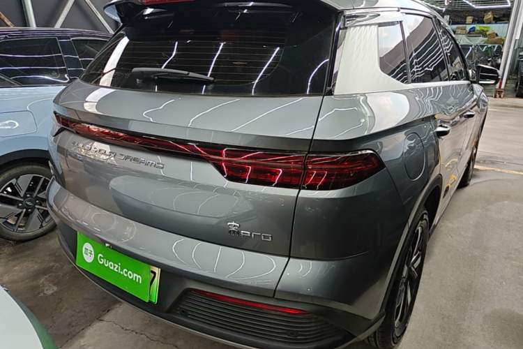 Used BYD Song Pro New Energy 2024 HONOR Edition DM-i 71KM Navigation Model Rear Right 45 Deg