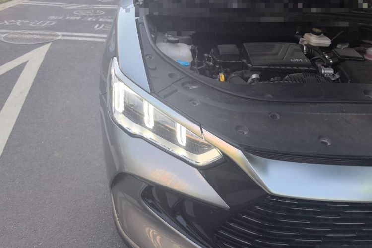 Used BYD Song Pro New Energy 2024 HONOR Edition DM-i 110KM Excellence Model Right Front Headlight