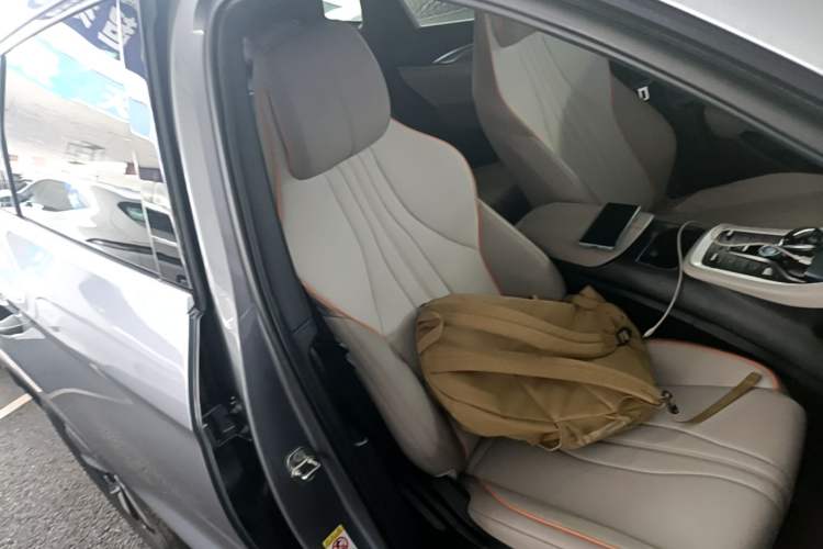 Used BYD Song Pro New Energy 2024 HONOR Edition DM-i 110KM Beyond Model Right Front Seat