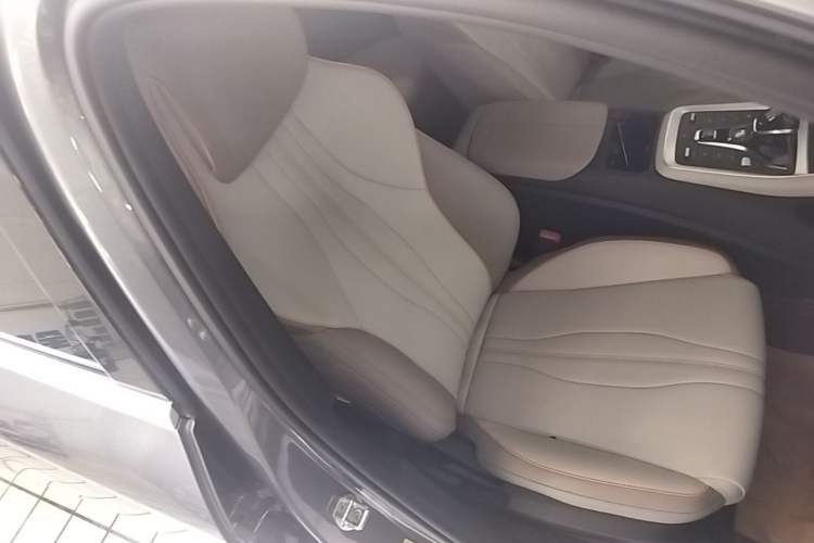 Used BYD Song Pro New Energy 2024 HONOR Edition DM-i 71KM Leading Model Right Front Seat