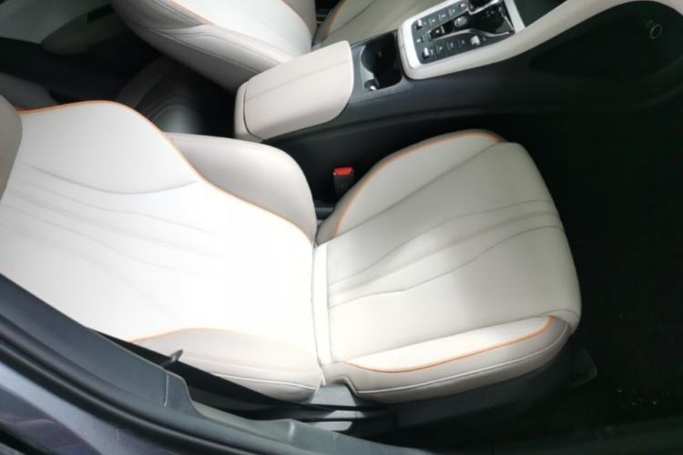 Used BYD Song Pro New Energy 2024 HONOR Edition DM-i 71KM Navigation Model Right Front Seat