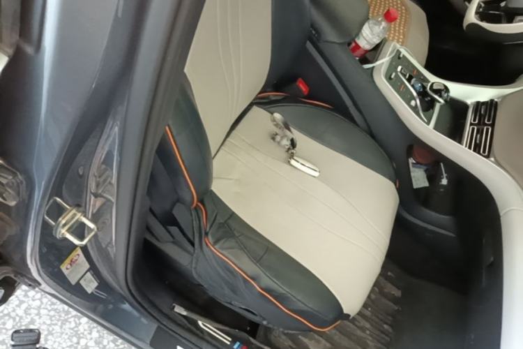 Used BYD Song Pro New Energy 2024 HONOR Edition DM-i 71KM Navigation Model Right Front Seat