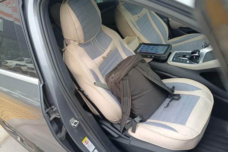 Used BYD Song Pro New Energy 2024 HONOR Edition DM-i 71KM Navigation Model Right Front Seat