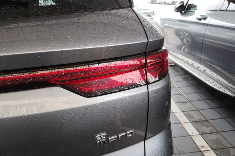 Used BYD Song Pro New Energy 2024 HONOR Edition DM-i 110KM Beyond Model Right Rear Taillight
