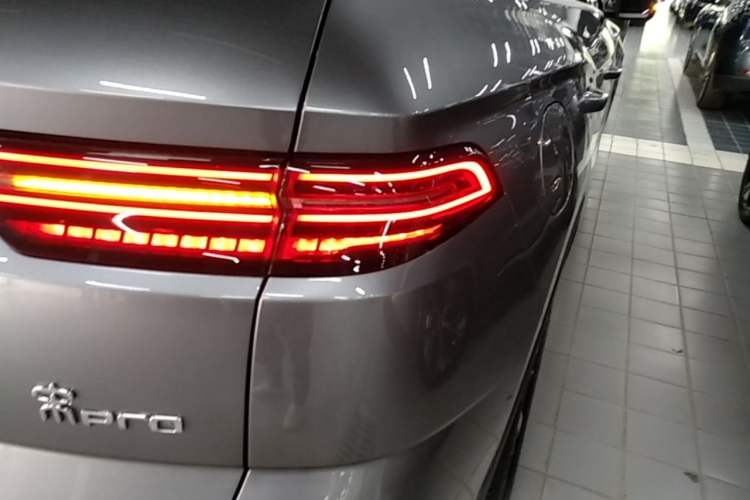 Used BYD Song Pro New Energy 2024 HONOR Edition DM-i 71KM Navigation Model Right Rear Taillight