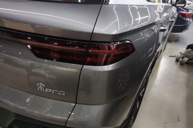 Used BYD Song Pro New Energy 2024 HONOR Edition DM-i 71KM Navigation Model Right Rear Taillight