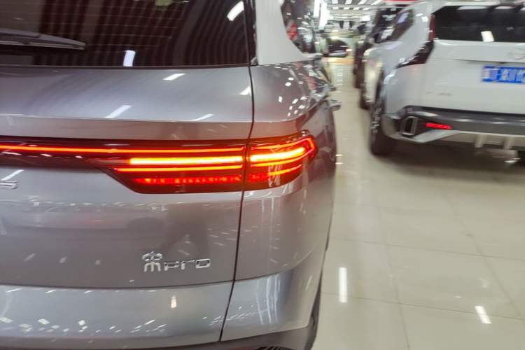 Used BYD Song Pro New Energy 2024 HONOR Edition DM-i 71KM Leading Model Right Rear Taillight