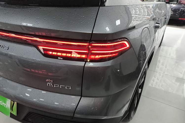Used BYD Song Pro New Energy 2024 HONOR Edition DM-i 71KM Navigation Model Right Rear Taillight