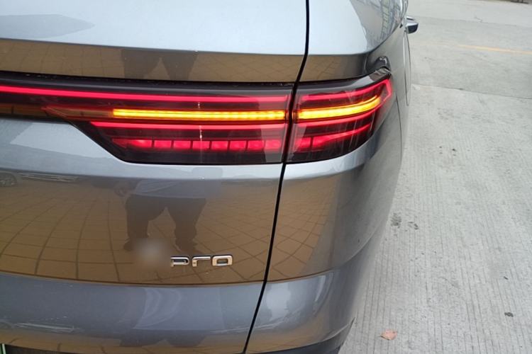 Used BYD Song Pro New Energy 2024 HONOR Edition DM-i 71KM Navigation Model Right Rear Taillight
