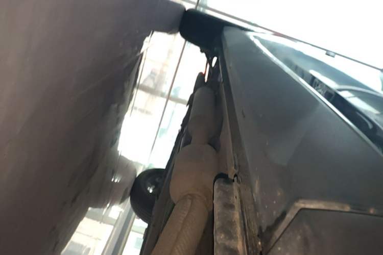 Used BYD Song Pro New Energy 2024 HONOR Edition DM-i 71KM Leading Model Right Side Sill