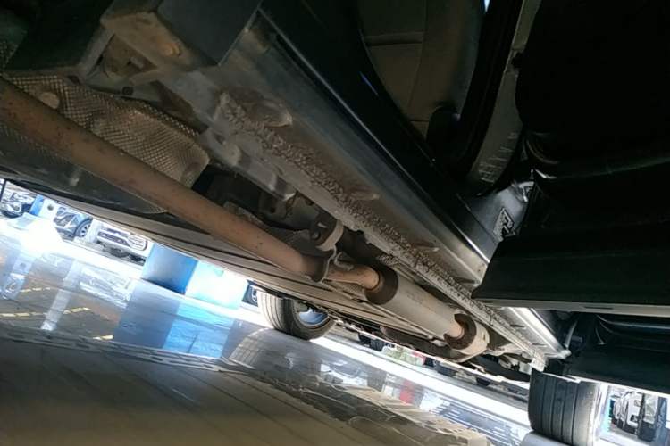Used BYD Song Pro New Energy 2024 HONOR Edition DM-i 110KM Excellence Model Right Side Sill