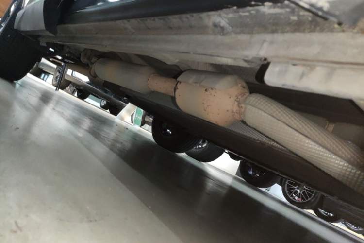 Used BYD Song Pro New Energy 2024 HONOR Edition DM-i 71KM Navigation Model Right Side Sill