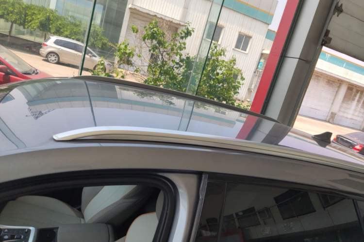 Used BYD Song Pro New Energy 2024 HONOR Edition DM-i 71KM Navigation Model Roof