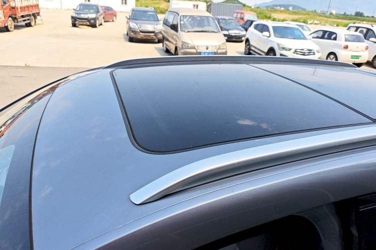 Used BYD Song Pro New Energy 2024 HONOR Edition DM-i 110KM Beyond Model Roof
