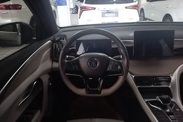 Used BYD Song Pro New Energy 2024 HONOR Edition DM-i 71KM Leading Model Steering Wheel