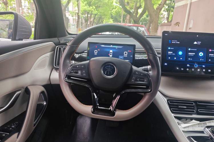 Used BYD Song Pro New Energy 2024 HONOR Edition DM-i 110KM Beyond Model Steering Wheel