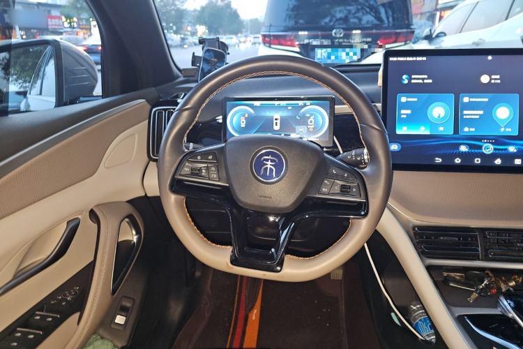 Used BYD Song Pro New Energy 2024 HONOR Edition DM-i 110KM Excellence Model Steering Wheel