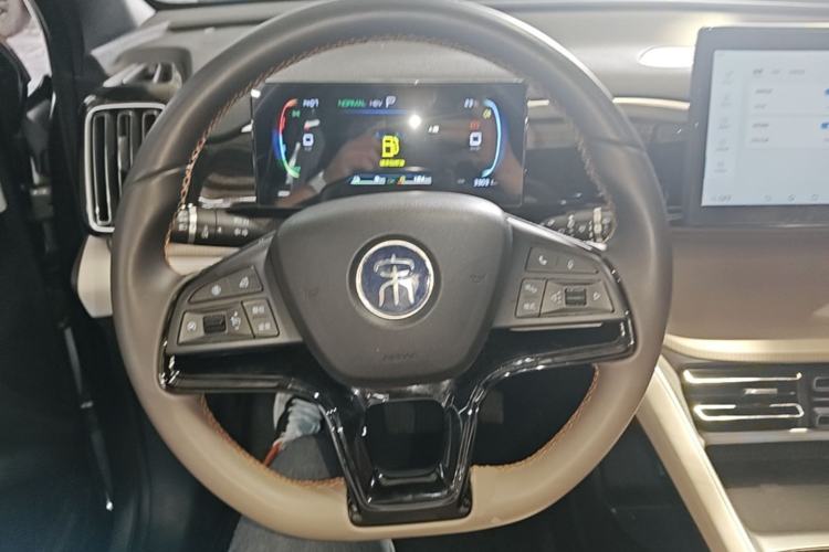 Used BYD Song Pro New Energy 2024 HONOR Edition DM-i 71KM Navigation Model Steering Wheel