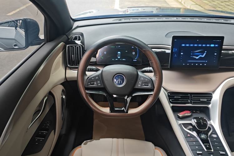 Used BYD Song Pro New Energy 2024 HONOR Edition DM-i 71KM Navigation Model Steering Wheel