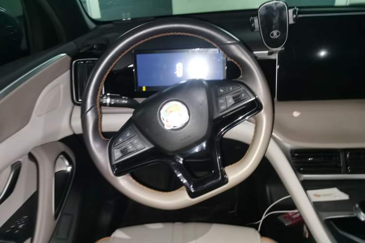 Used BYD Song Pro New Energy 2024 HONOR Edition DM-i 110KM Beyond Model Steering Wheel