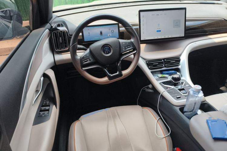 Used BYD Song Pro New Energy 2024 HONOR Edition DM-i 110KM Beyond Model Steering Wheel