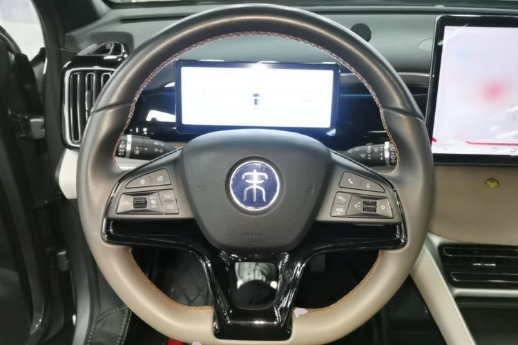 Used BYD Song Pro New Energy 2024 HONOR Edition DM-i 110KM Beyond Model Steering Wheel
