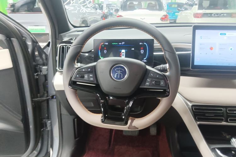 Used BYD Song Pro New Energy 2024 HONOR Edition DM-i 71KM Navigation Model Steering Wheel