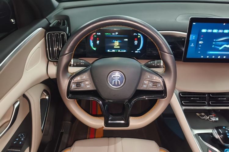Used BYD Song Pro New Energy 2024 HONOR Edition DM-i 71KM Navigation Model Steering Wheel