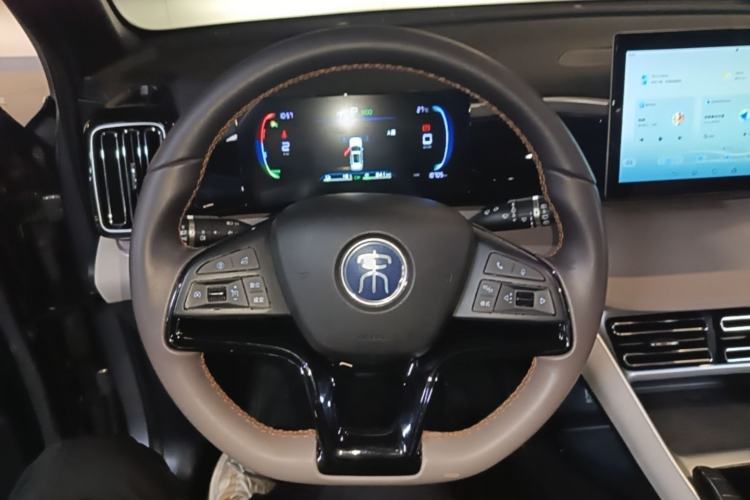 Used BYD Song Pro New Energy 2024 HONOR Edition DM-i 71KM Navigation Model Steering Wheel