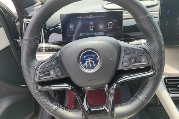 Used BYD Song Pro New Energy 2024 HONOR Edition DM-i 110KM Beyond Model Steering Wheel