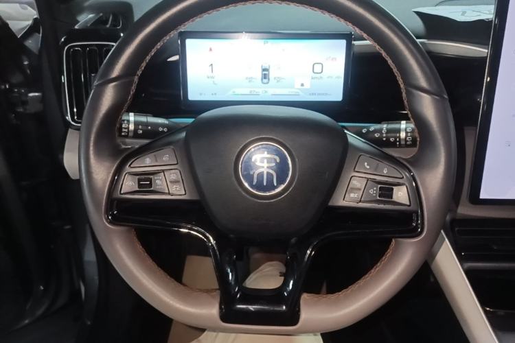 Used BYD Song Pro New Energy 2024 HONOR Edition DM-i 110KM Excellence Model Steering Wheel