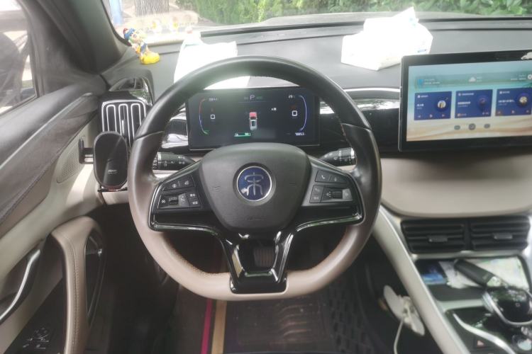 Used BYD Song Pro New Energy 2024 HONOR Edition DM-i 71KM Navigation Model Steering Wheel