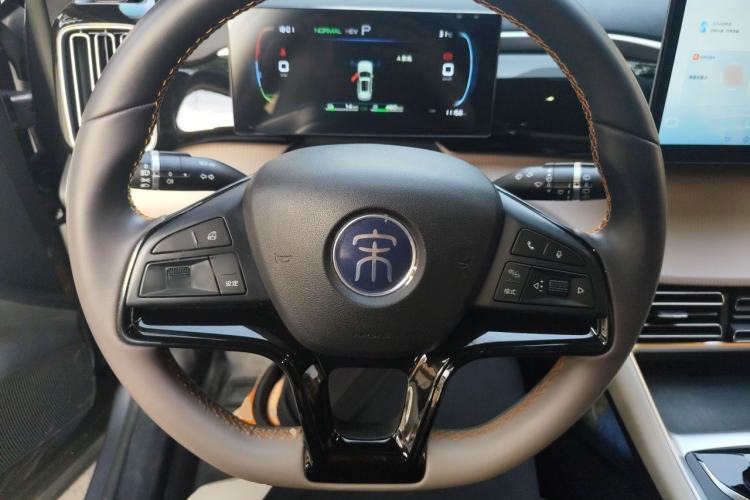 Used BYD Song Pro New Energy 2024 HONOR Edition DM-i 71KM Navigation Model Steering Wheel