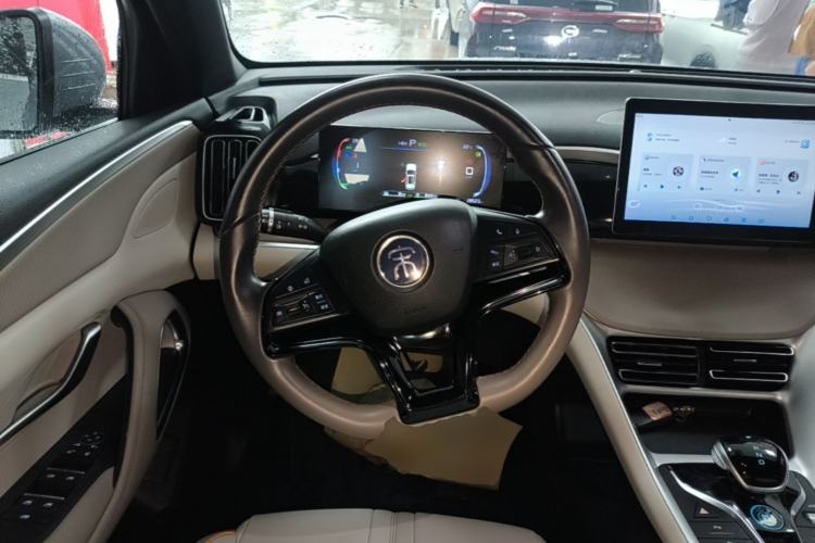 Used BYD Song Pro New Energy 2024 HONOR Edition DM-i 71KM Navigation Model Steering Wheel