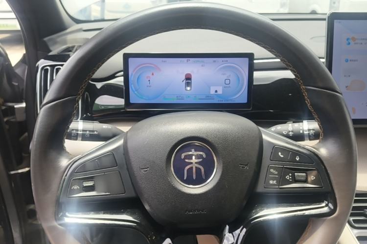 Used BYD Song Pro New Energy 2024 HONOR Edition DM-i 110KM Beyond Model Steering Wheel