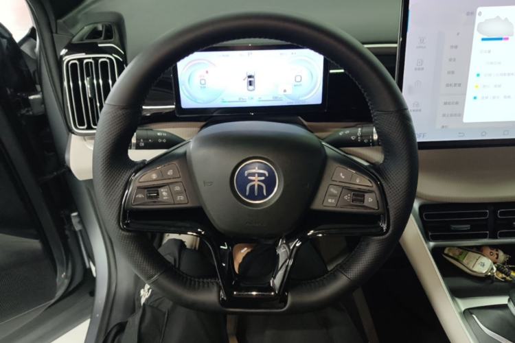 Used BYD Song Pro New Energy 2024 HONOR Edition DM-i 110KM Excellence Model Steering Wheel