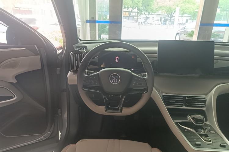 Used BYD Song Pro New Energy 2024 HONOR Edition DM-i 110KM Beyond Model Steering Wheel