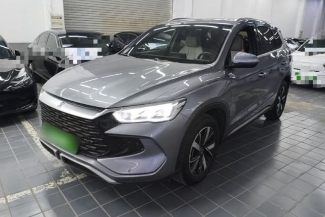 Ojetý BYD Song Pro New Energy 2024 HONOR Edition DM-i 71KM Navigation Model