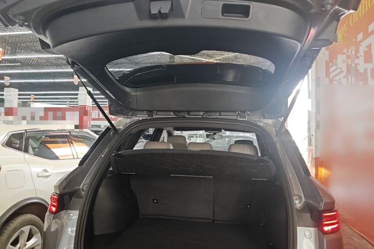 Used BYD Song Pro New Energy 2024 HONOR Edition DM-i 71KM Navigation Model Trunk