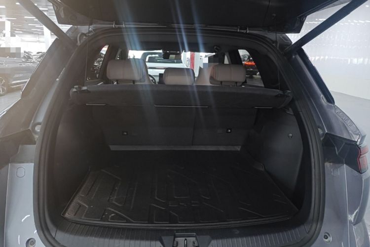 Used BYD Song Pro New Energy 2024 HONOR Edition DM-i 110KM Excellence Model Trunk