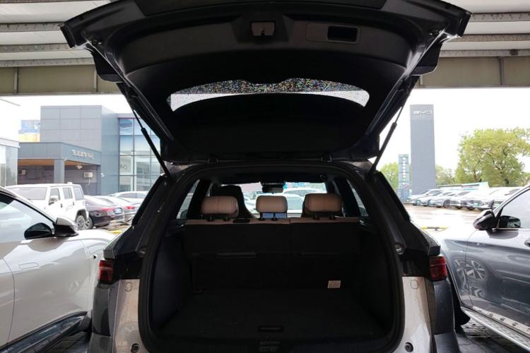 Used BYD Song Pro New Energy 2024 HONOR Edition DM-i 110KM Beyond Model Trunk